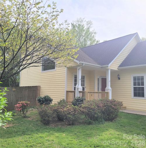 35 Cotton Creek Cir, Black Mountain, NC, 28711-7100 | Card Image