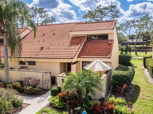 26-5332 Huntingwood Ct, SARASOTA, FL, 34235-5651 | Card Image