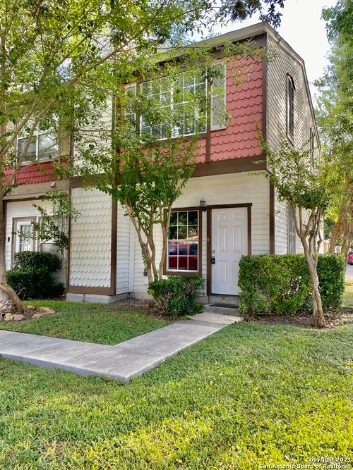 1955 Budding Blvd, San Antonio, TX, 78247-4246 | Card Image