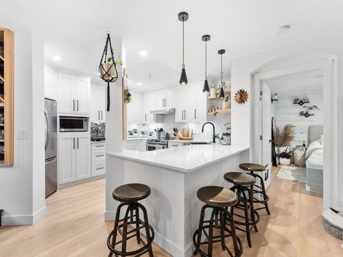 320-22025 48 Ave, Langley, BC, V3A8L2 | Card Image