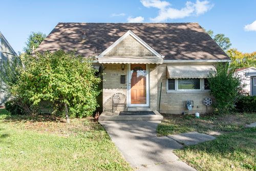 1815 Hervey Ave, North Chicago, IL, 60064-2044 | Card Image