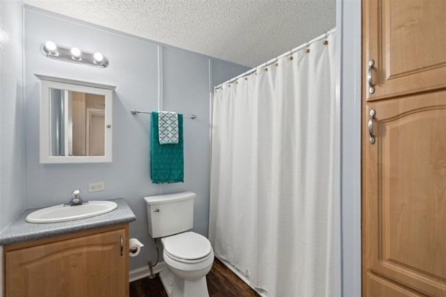 Secondary bathroom | Image 36