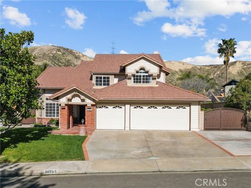 28709 Darrow Ave, Santa Clarita, CA, 91390-1272 | Card Image