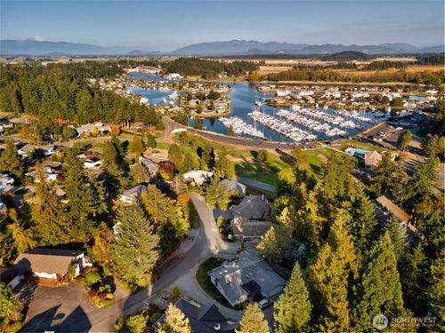 476 Nez Perce Pl, La Conner, WA, 98257-9550 | Card Image