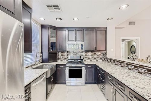 208-67 E Agate Ave, Las Vegas, NV, 89123-6041 | Card Image