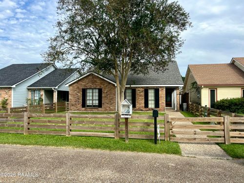 107 Logan St, Lafayette, LA, 70506-9533 | Card Image