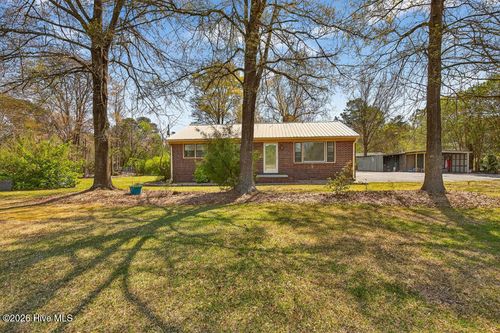 155 Haws Run Rd, Jacksonville, NC, 28540-9545 | Card Image