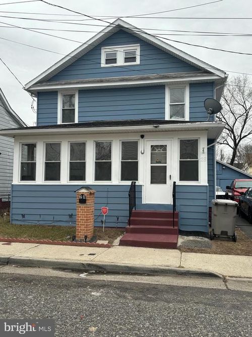 28 E Adams St, PAULSBORO, NJ, 08066-1233 | Card Image