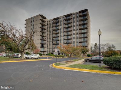 1002 - 3245 Rio Drive, Condo with 2 bedrooms, 2 bathrooms and null parking in FALLS CHURCH VA | Image 2