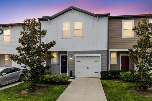 528 Madison Dr, DAVENPORT, FL, 33837-8828 | Card Image