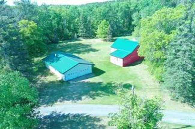 Detached garage and shed.jpeg | Image 11