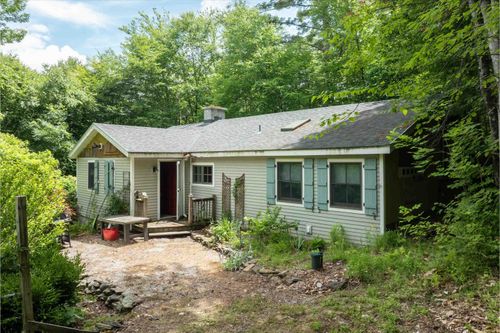 252 Tudor Rd, Sandgate, VT, 05250-4417 | Card Image