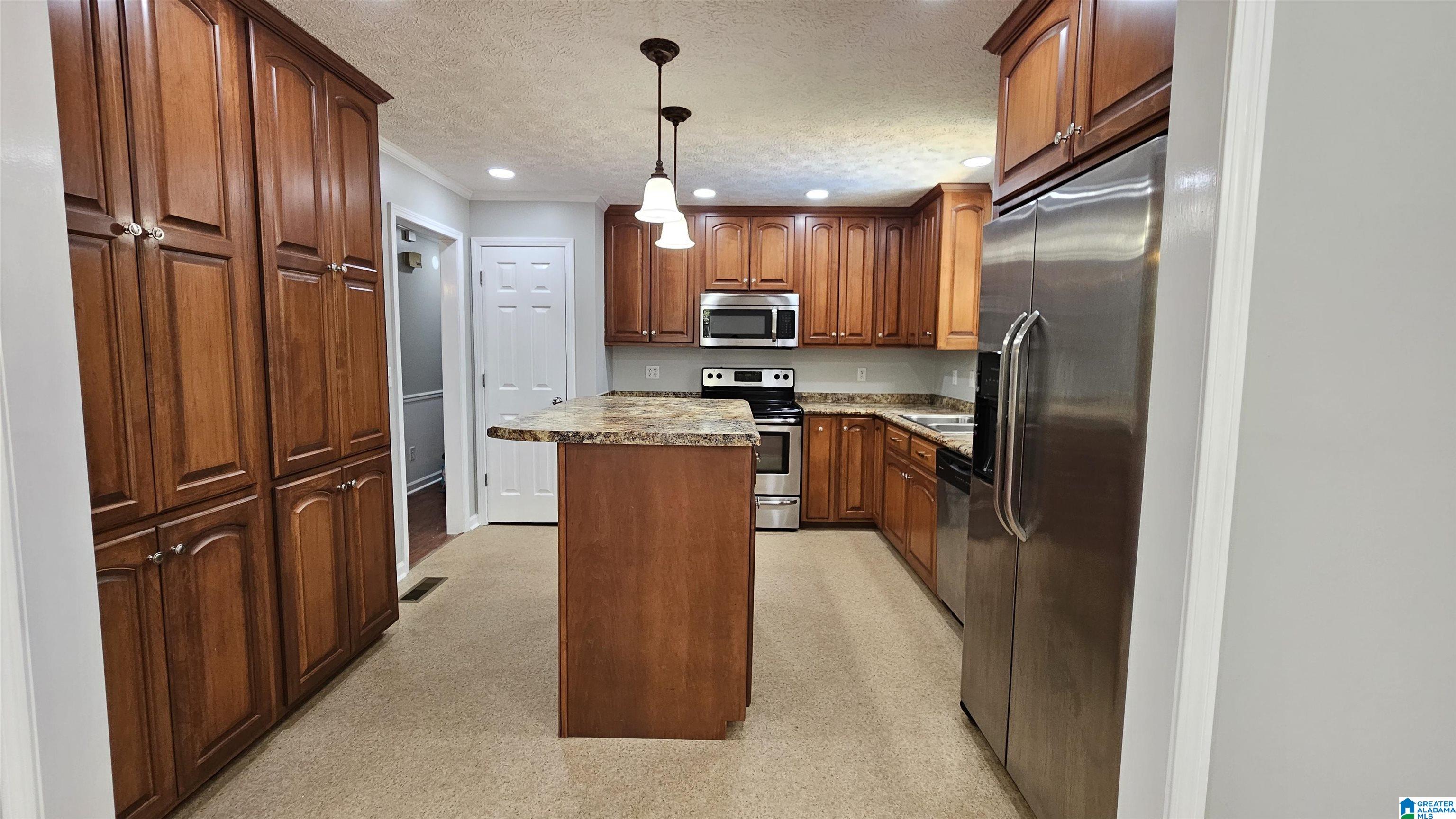 Residential in ANNISTON 4
