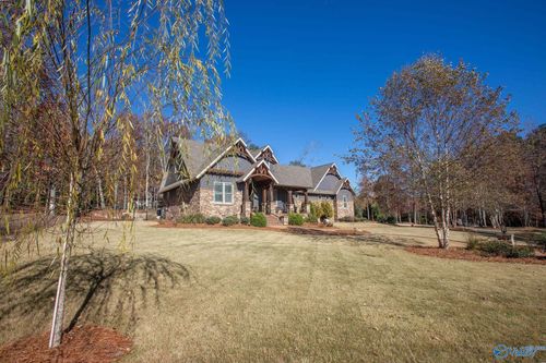 108 River Point Drive, Rainbow City, AL, 35906 | Card Image