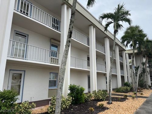 apt-201-1624 Pine Valley Dr, FORT MYERS, FL, 33907-8071 | Card Image