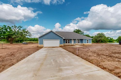 1210 Smyrna Rd, Sunset, TX, 76270-6331 | Card Image