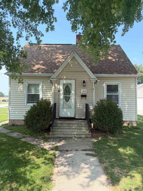 143 Dauphin Street, ALLOUEZ, WI, 54301 | Card Image