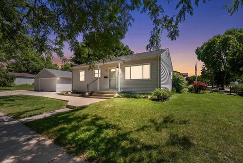 2102 S 99th Street, Milwaukee, WI, 53227 | Card Image