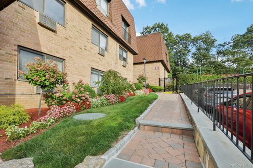 apt-c24-348 Central Park Ave, Scarsdale, NY, 10583-1327 | Card Image