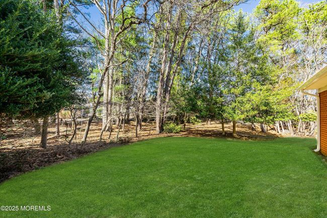 3 Dixon Ct, Home with 2 bedrooms, 2 bathrooms and null parking in Whiting NJ | Image 4