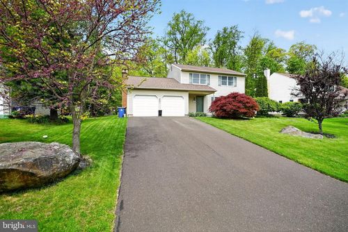 32 Ridge Run Rd, SELLERSVILLE, PA, 18960-1968 | Card Image