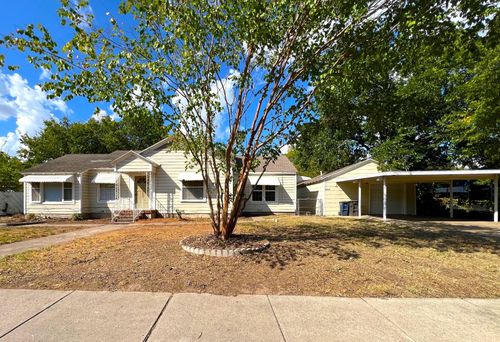 3109 Pioneer St, Fort Worth, TX, 76119-5628 | Card Image