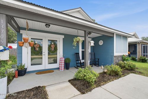 13709 Windsor Ave, Youngstown, FL, 32466-1741 | Card Image