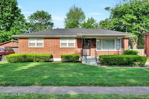 8300 Gloxinia Dr, Louisville, KY, 40258-1728 | Card Image