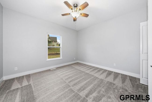 1314 Silver Ln, House other with 3 bedrooms, 2 bathrooms and 3 parking in Crescent IA | Image 25