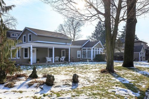 44 James St, Dundas, ON, L9H2J6 | Card Image