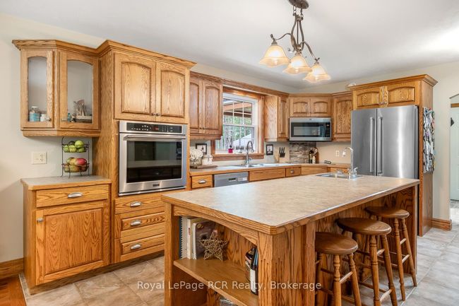 743055 Sideroad 10, House other with 3 bedrooms, 3 bathrooms and 10 parking in Chatsworth ON | Image 10