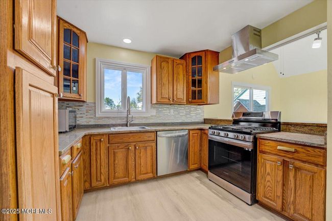 29 Lohsen Ave, House other with 3 bedrooms, 2 bathrooms and null parking in Keansburg NJ | Image 10