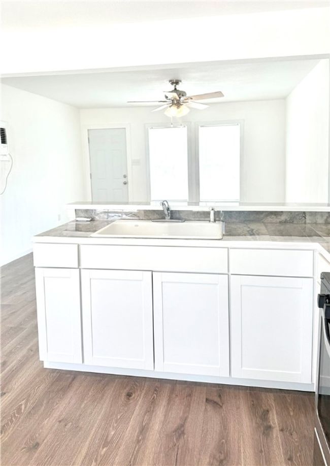 3111 Kelly Ave, House other with 3 bedrooms, 1 bathrooms and null parking in Ingleside TX | Image 7