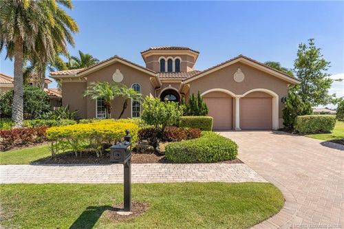 110 Se San Fratello, PORT SAINT LUCIE, FL, 34984-6648 | Card Image