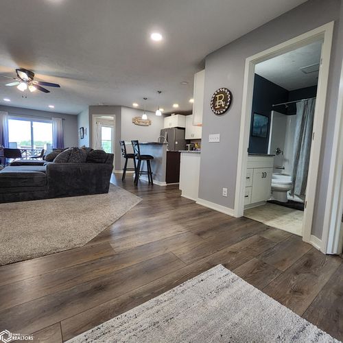 114 Willow Cir, Shelby, IA, 51570-6021 | Card Image
