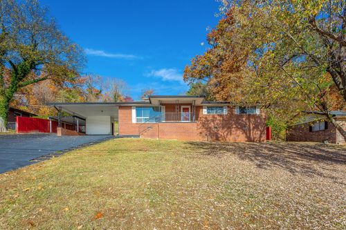 841 Ashland Ter, Chattanooga, TN, 37415-3537 | Card Image