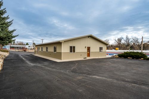 58 E Benteen St, Buffalo, WY, 82834-1716 | Card Image