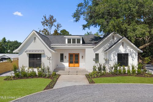 1203 Calhoun Ave, Ocean Springs, MS, 39564-4915 | Card Image