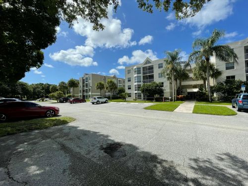 403-5910 Morningstar Cir, Delray Beach, FL, 33484-8571 | Card Image