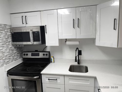 apt-108-4910 Nw 79th Ave, Doral, FL, 33166-5489 | Card Image