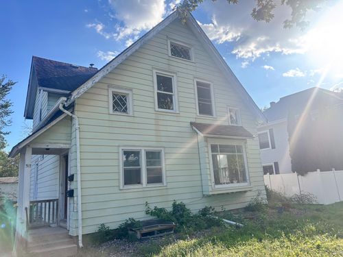 511 Monongalia Ave Sw, Willmar, MN, 56201-3250 | Card Image