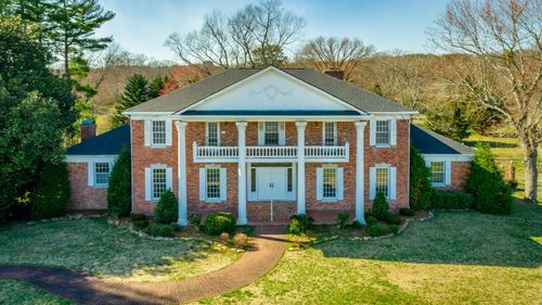 2500 E Brow Rd, Signal Mountain, TN, 37377-3327 | Card Image