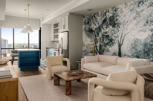 10-930 Commerce St, Nashville, TN, 37203-7272 | Card Image