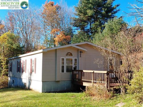175 White Lane, Towamensing Twp, PA, 18071 | Card Image