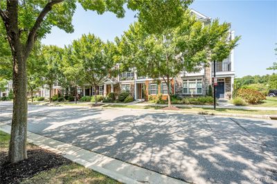 Exterior view, front of home | Image 3