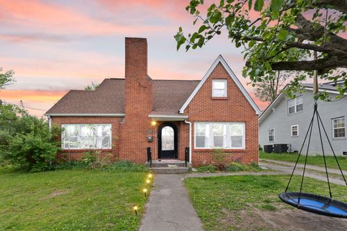327 Hamlin St, Corbin, KY, 40701-1158 | Card Image