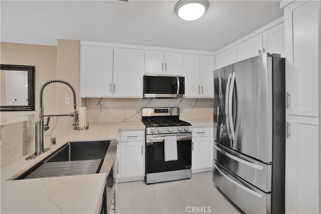 Residential Lease in Temecula 5