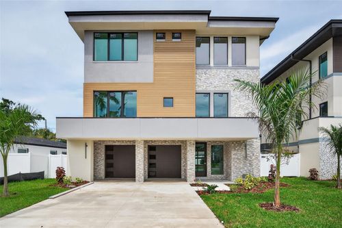 1935 Shore Acres Blvd Ne, ST PETERSBURG, FL, 33703-3453 | Card Image