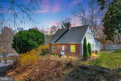 907 Charles St, La Plata, MD, 20646-9207 | Card Image