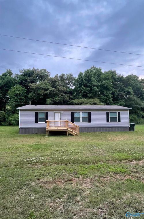 203 Bainbridge Loop, Muscle Shoals, AL, 35661-4255 | Card Image